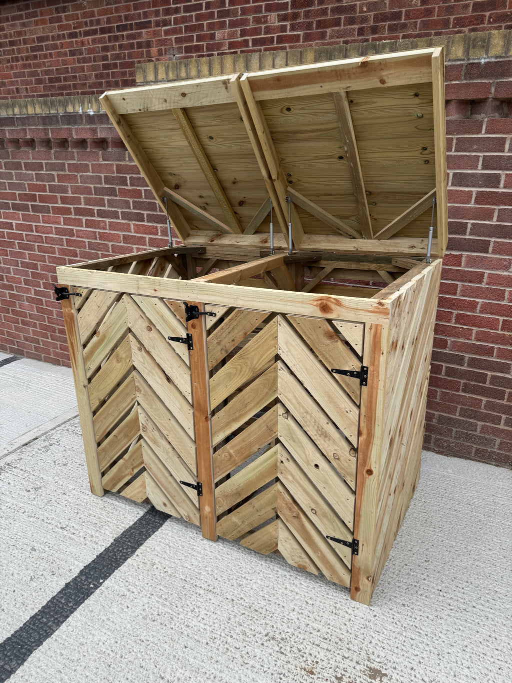 Herringbone Bin Store